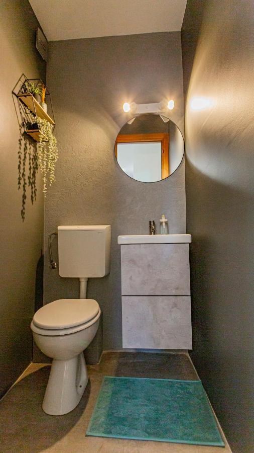 ספליט New Delux Green Garden Apartment With Hotube **** מראה חיצוני תמונה