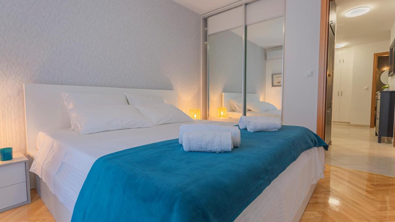 ספליט New Delux Green Garden Apartment With Hotube **** מראה חיצוני תמונה