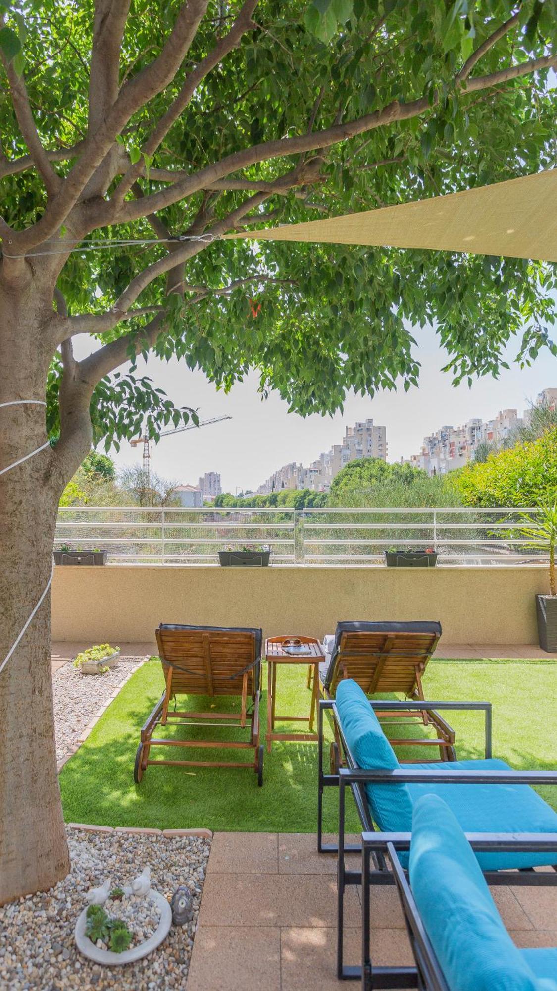 ספליט New Delux Green Garden Apartment With Hotube **** מראה חיצוני תמונה